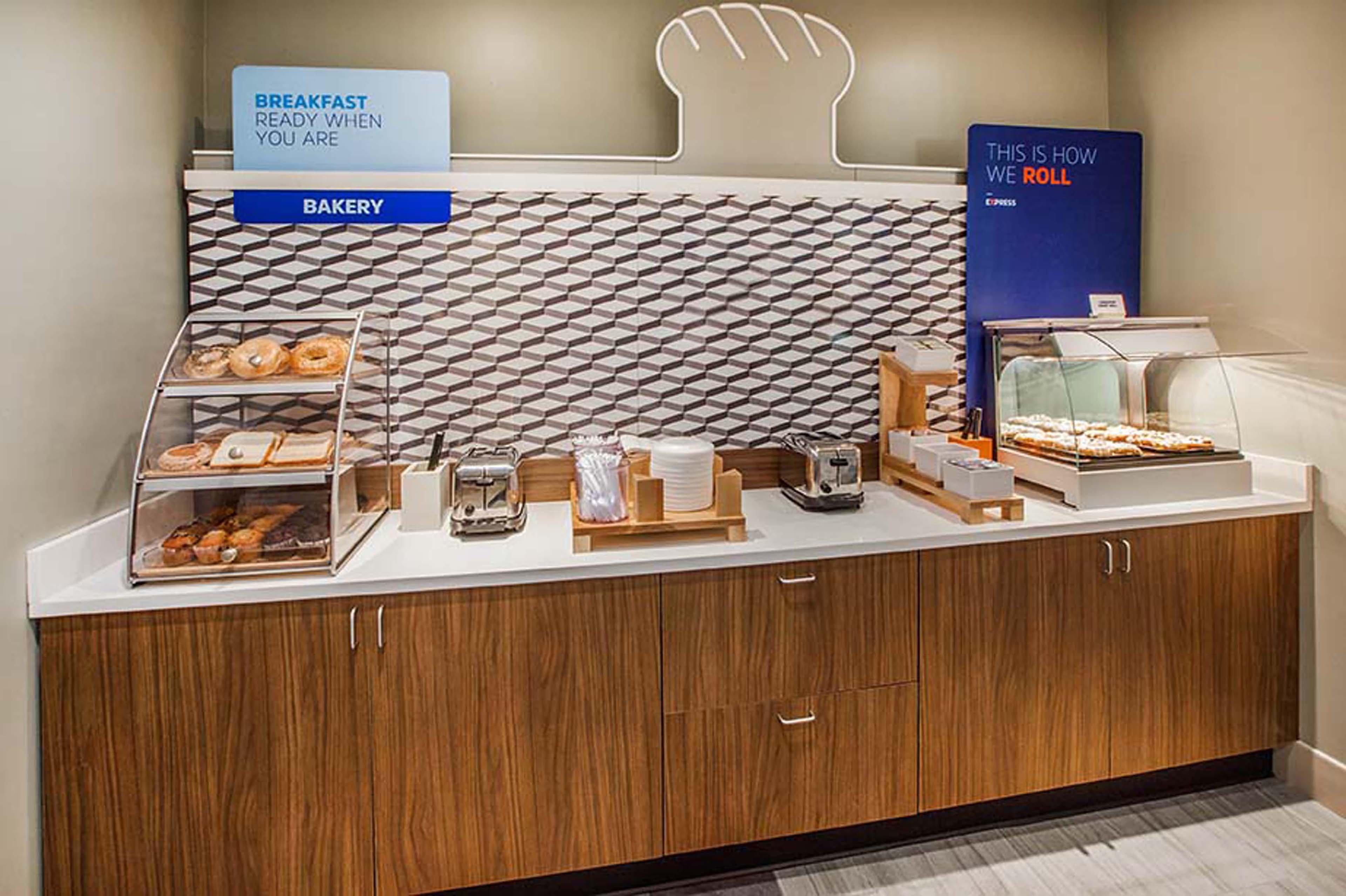 Holiday Inn Express Peachtree Corners-Norcross By Ihg מראה חיצוני תמונה