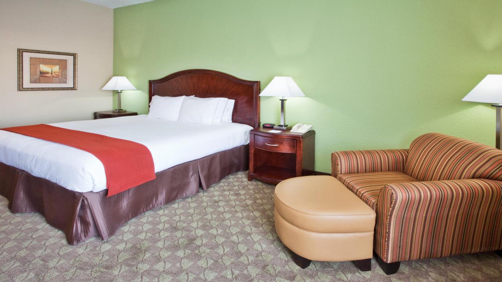 Holiday Inn Express Peachtree Corners-Norcross, An Ihg Hotel מראה חיצוני תמונה