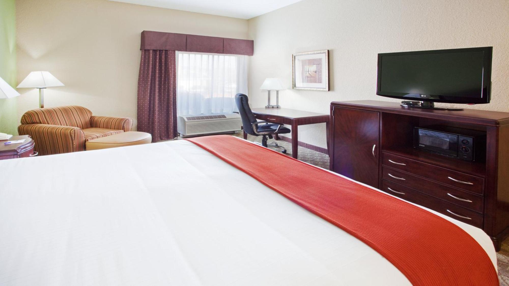 Holiday Inn Express Peachtree Corners-Norcross, An Ihg Hotel מראה חיצוני תמונה